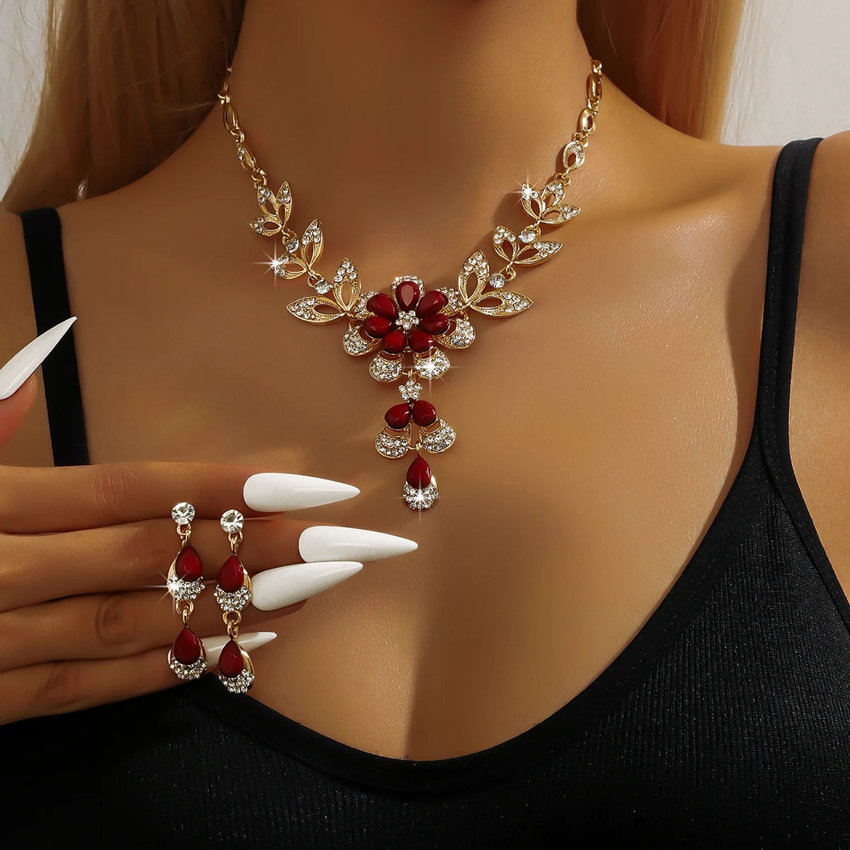 Floral Elegance Jewelry Set - Statement Flower Necklace & Earrings for Women