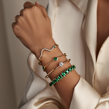 Emerald Harmony Bracelet Set 🌿