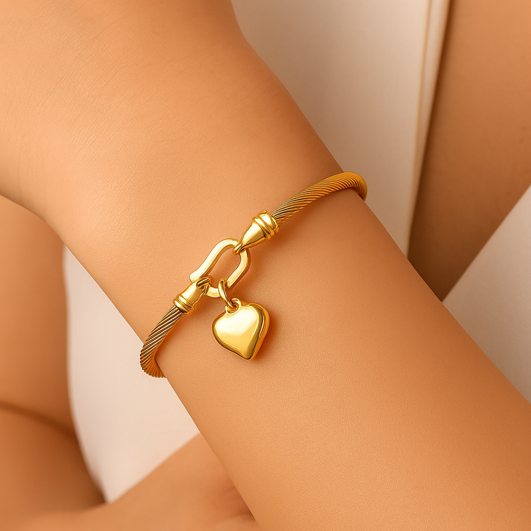 Shining Heart Bangle