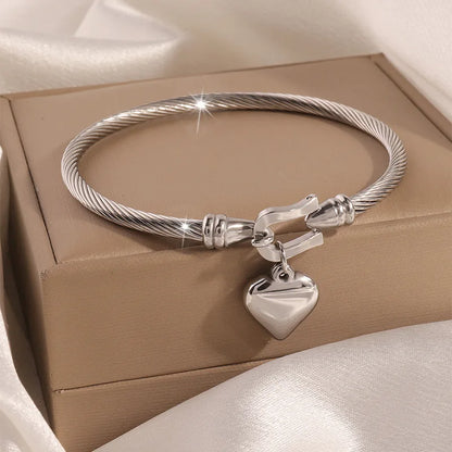 Shining Heart Bangle